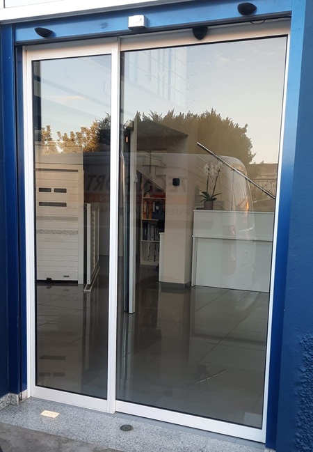 Puerta cristal 3