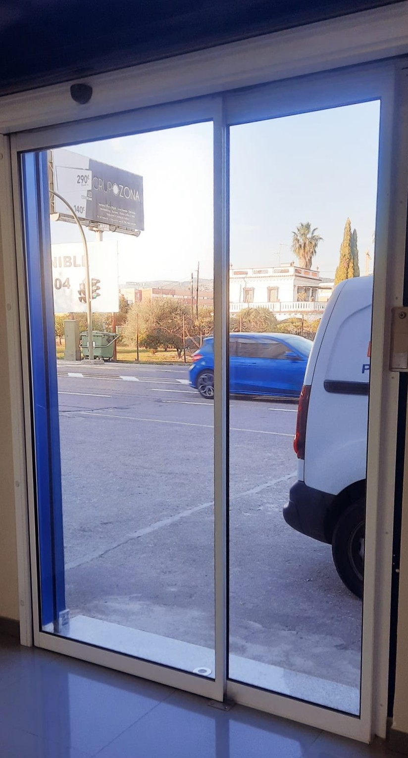 Puerta cristal 4