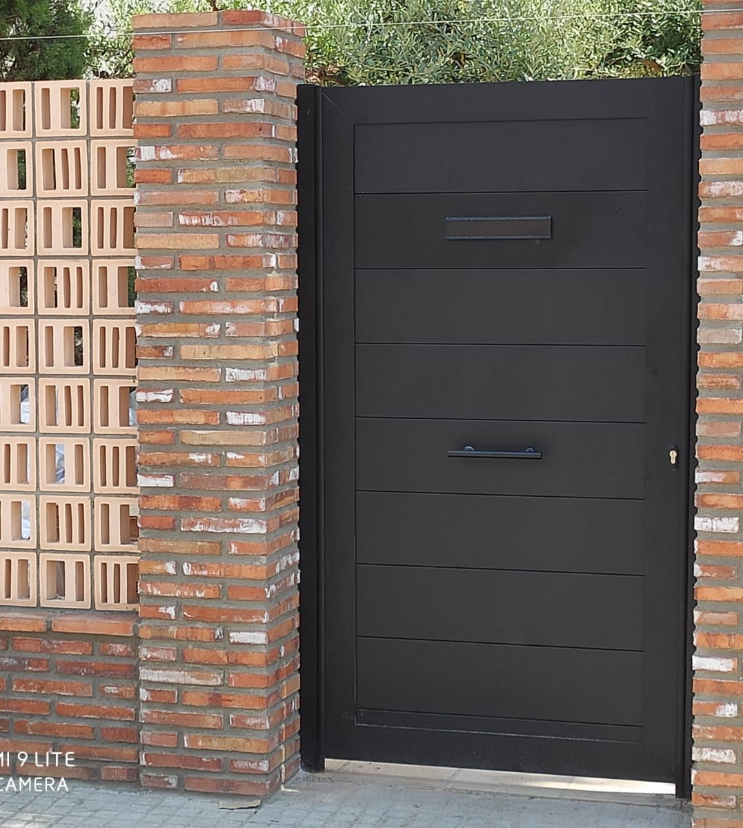 Puerta aluminio 10
