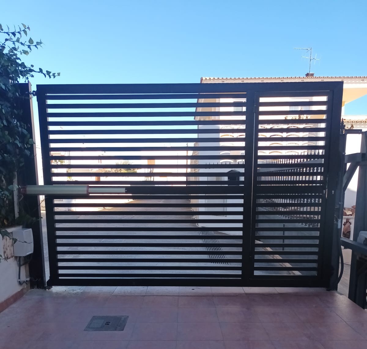 Puerta hierro 1